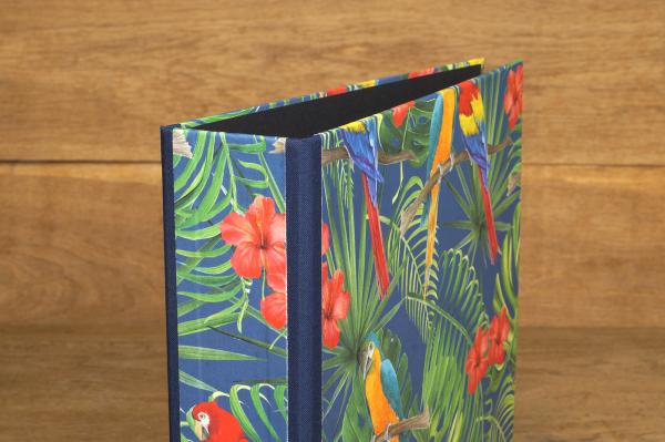 Folder with colorful parrots and red hibiscus flowers